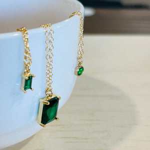 TORY EMERALD NECKLACE