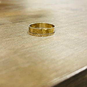 WIDE BAND RING
