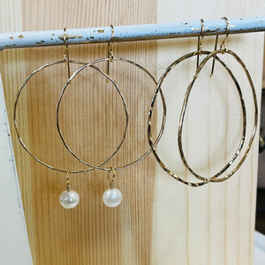 PEARL HOOP EARRINGS