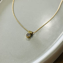 Load image into Gallery viewer, BELLA DIAMOND NECKLACE
