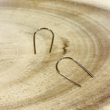 Load image into Gallery viewer, U EARRINGS
