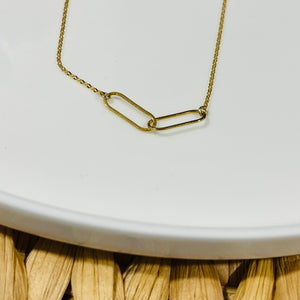 LINKED NECKLACE