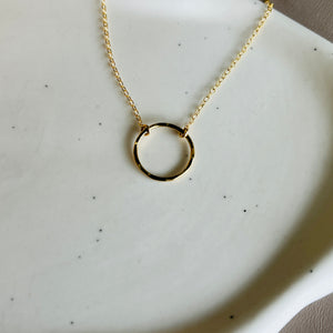 SMALL OLIVIA NECKLACE