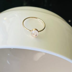 RAINBOW MOONSTONE OVAL RING