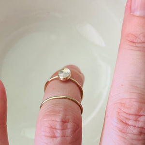 RAINBOW MOONSTONE OVAL RING