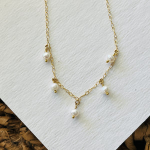 FINN PEARL NECKLACE