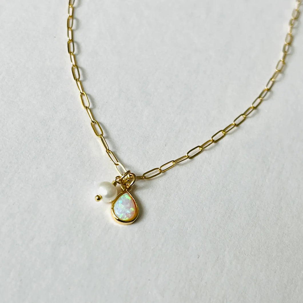 WANDER PEARL OPAL NECKLACE