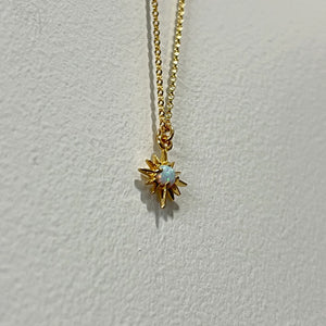 SHINE OPAL NECKLACE