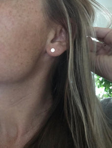 DOT STUD EARRINGS