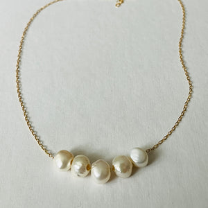 SURF PEARL NECKLACE