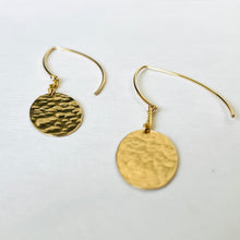Load image into Gallery viewer, HIGH TIDE EARRINGS
