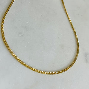CURB CHAIN CHOKER NECKLACE