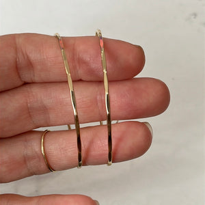 OVAL HOOP EARRINGS