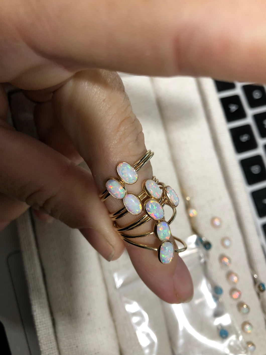 OPAL OVAL RING